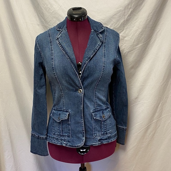 Contrast- single button, denim blazer/jacket - Picture 1 of 8